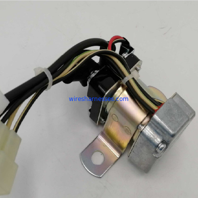 24V πλαίσιο 1825530391 ηλεκτρονόμων θρυαλλίδων Isuzu ασφάλειας αυτοκίνητος ηλεκτρονόμος εκκινητών