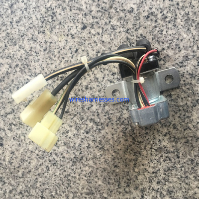 24V πλαίσιο 1825530391 ηλεκτρονόμων θρυαλλίδων Isuzu ασφάλειας αυτοκίνητος ηλεκτρονόμος εκκινητών